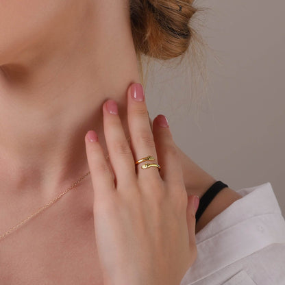 The Hug Ring