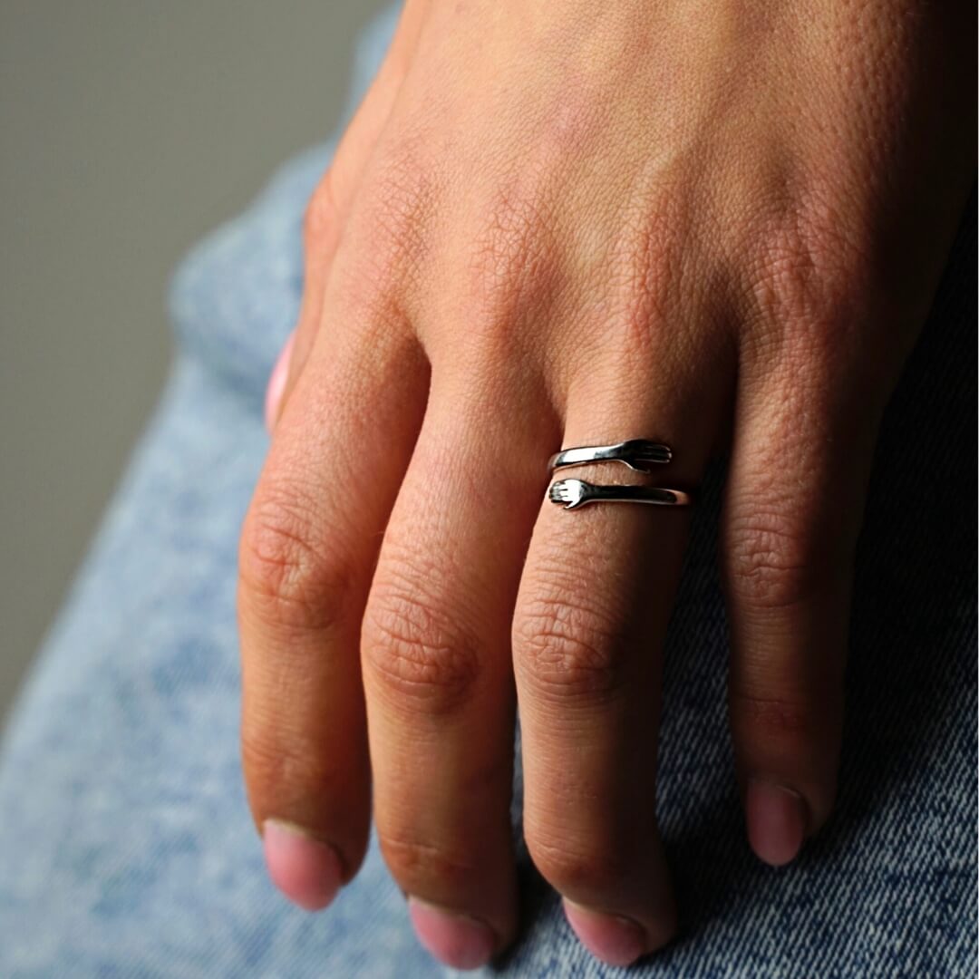 The Hug Ring